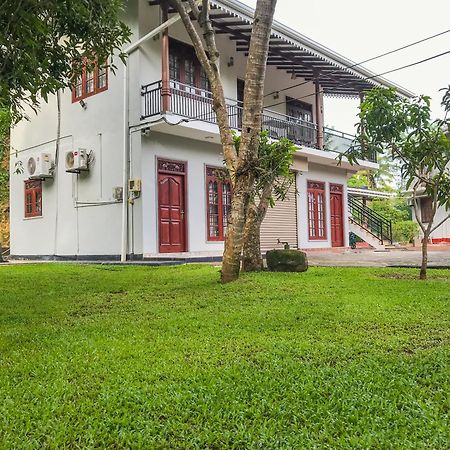 Villa Girilena Hikkaduwa Exterior photo