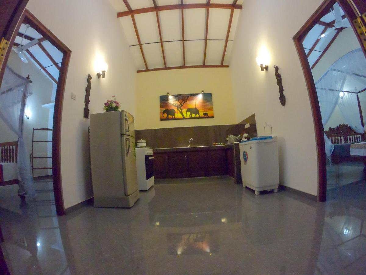 Villa Girilena Hikkaduwa Exterior photo