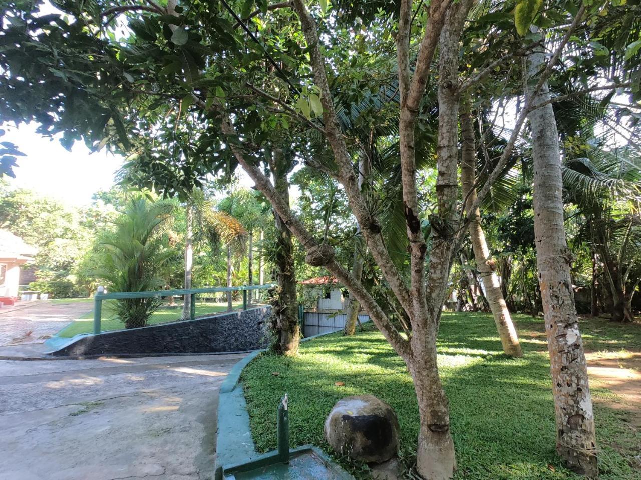 Villa Girilena Hikkaduwa Exterior photo